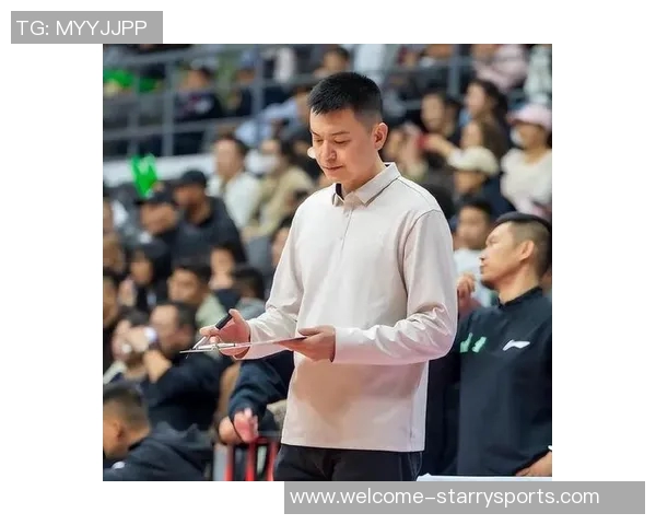 杨鸣感谢巴特尔会长邀请观战CBA俱乐部杯祝内蒙篮球蓬勃发展 杨鸣感谢巴特尔会长邀请观战CBA俱乐部杯祝内蒙篮球蓬勃发展