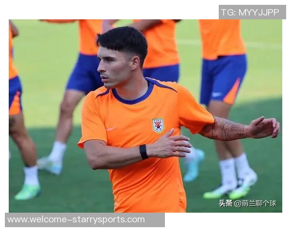 泰山中卫洛佩斯全场表现低迷对抗与争顶数据惨淡引发关注